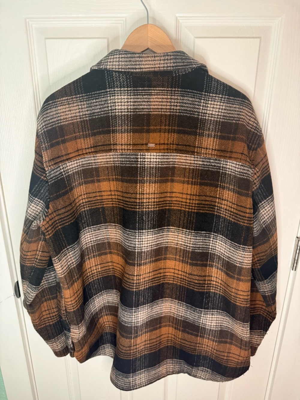 Reef Plaid Button-Up Shacket - Picture 2 of 7